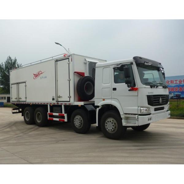 Sinotruk Special Purpose Truck 15ton BCR(D)H-15 On - Site Mixed Emulsified ANFO Explosive Truck