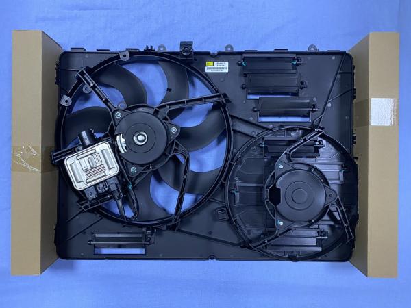 LR044833 Radiator Fan Assembly With Control Module