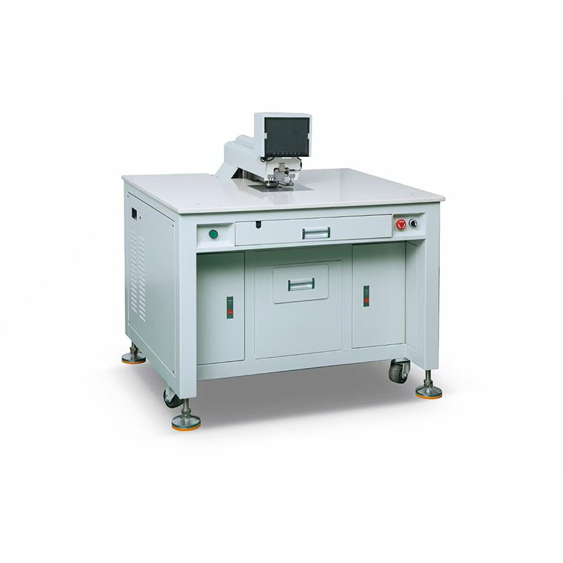Semi-auto CCD Registration Hole Punching Machine For Aluminum Steel Label