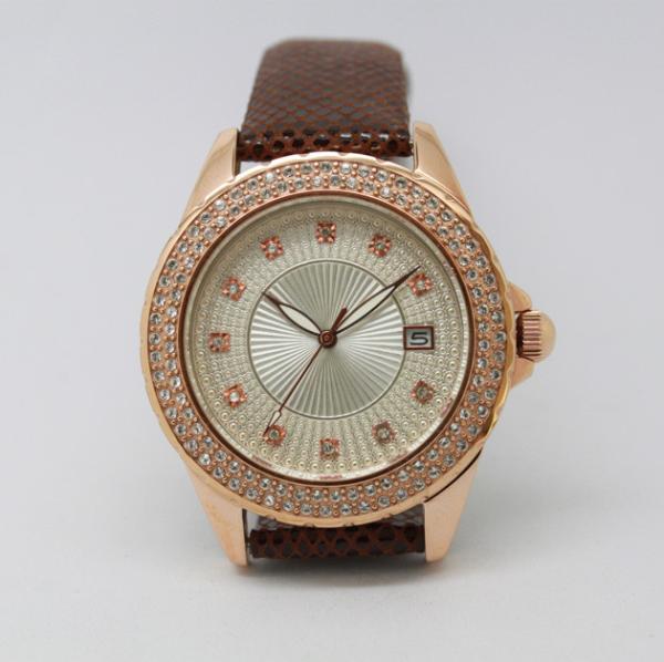 40.0mm Stainless Steel Case Latest Fashion Ladies Watches Round Shaped