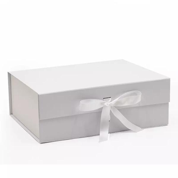 Custom Logo White Cardboard Flip Top Gift Box