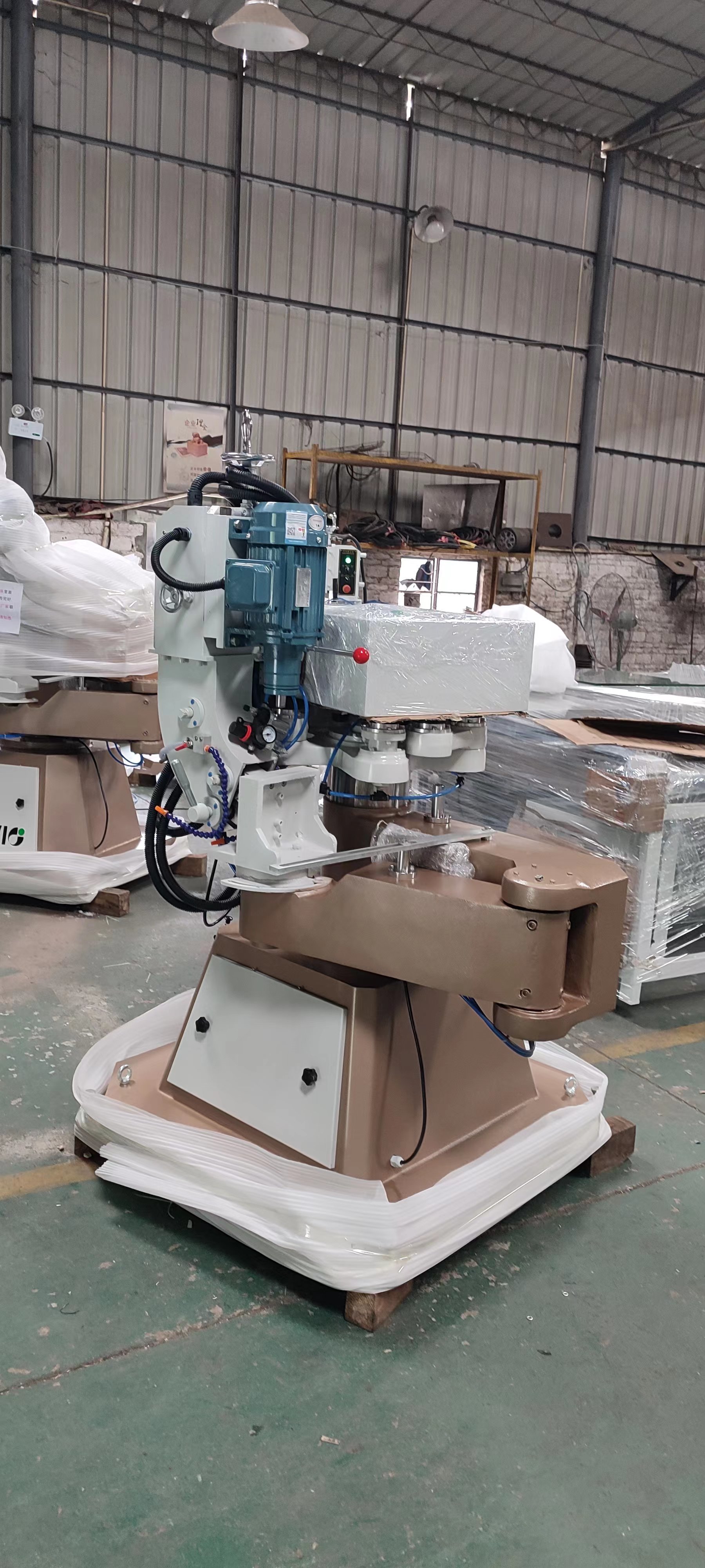 3.0KW Glass Shape Edging Machine 0.8-4r/Min CNC Glass Polishing Machine