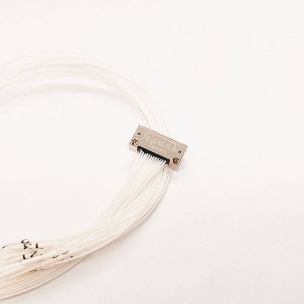 250V Micro D Connectors Metal Jack Female Connector J63A-242-025-261-TH