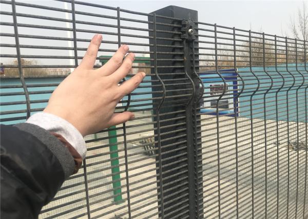 358 High-Security Weld Wire Fence, Powder Painted Mesh Fence Panels RAL 6005, 9003 , Anti Climb and Cut, 12.70mm x 76.20