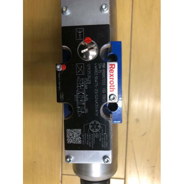 4WREE10W1-50-2X/G24K31/A1V
4WRAE6EA07-22/G24K31/F1V
4WRAE6WA07-22/G24K31/F1V Proportional solenoid valve, made in Germany, Rexroth reversing valve, imported with original packaging