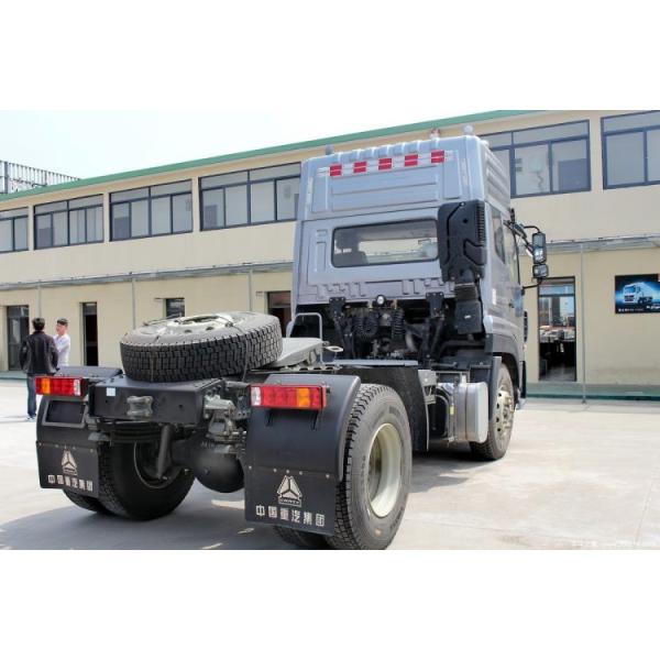 Stock Used SinoTRUK Hauman Heavy Truck Special Truck Head 4*2 6*4 Traction Truck CHG LNG