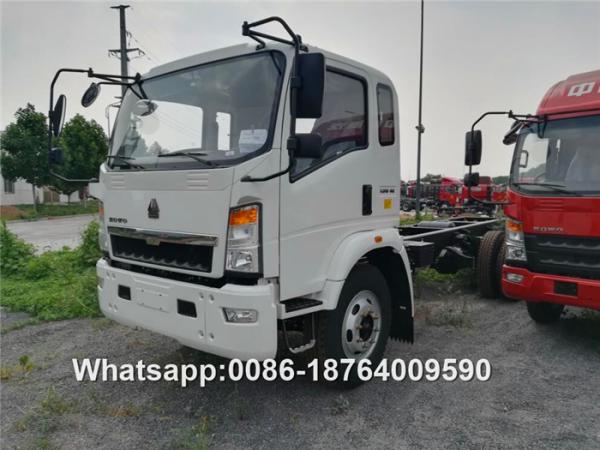 Water tanker truck 116hp Engine 4x2 6 Speeds 5m3 Water Bowser Truck Sinotruk liquid tank truck Howo 7995kgs