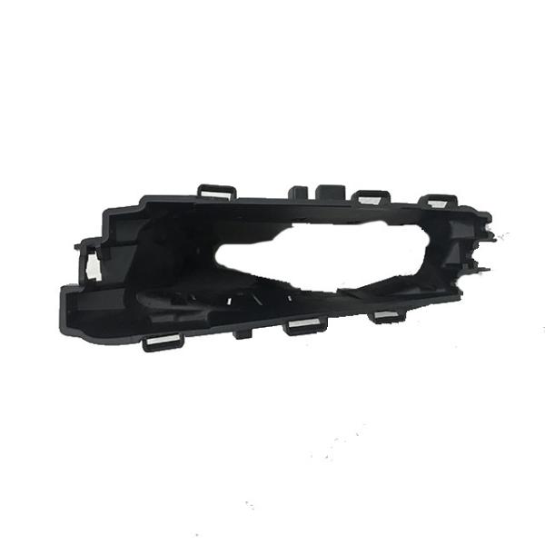 1.2767 HRC Plastic Mould Maker 8 Cavity Injection Molding Automotive Parts