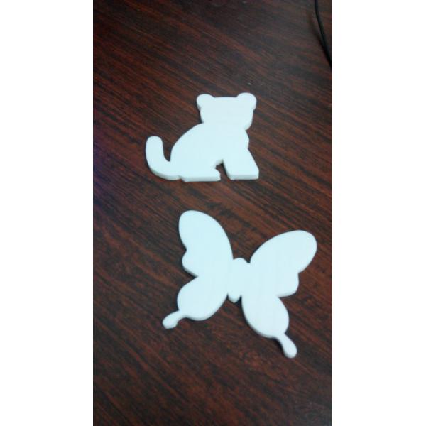 Cortadora automatizada de la caja de las hojas de los PP tamaño modificado para requisitos particulares vacío de 5,5 kilovatios