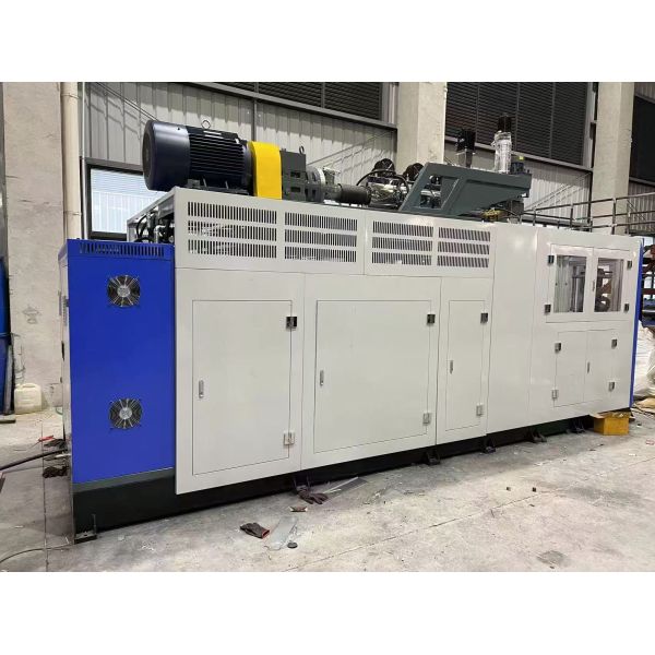 Automatic Extrusion Blow Molding Machine for 20L-30L Plastic Jerry Cans with Mitsubishi PLC Control
