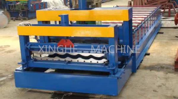 Updated Tech Automatic High speed Glazed Steel Roof Tile Roll Forming Machine 828
