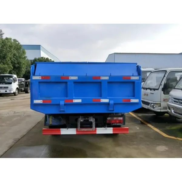 5ton 120HP Sealed Dump Truck For Waste Transport