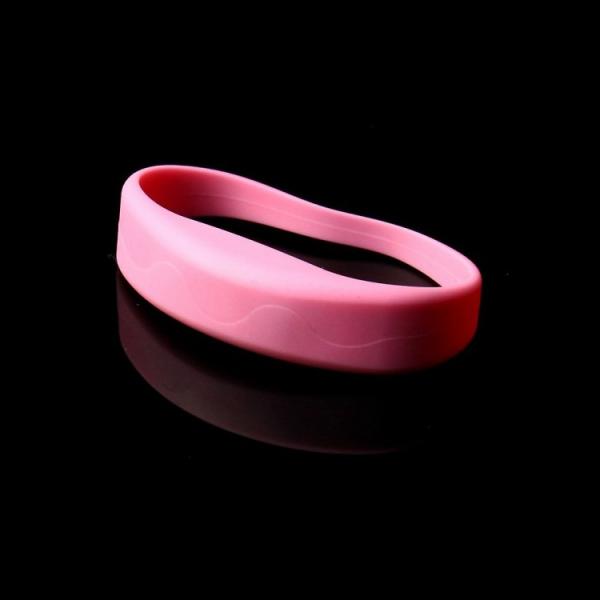 suppliers Cheap Personalized Custom Printed off White Glow LED Concert Light up Christmas Flashing Wristbands Bracelet for sale