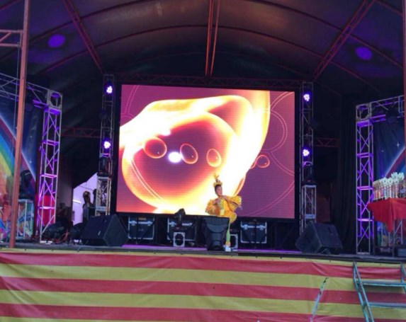 FCC conduzido exterior IP65 impermeável dos arrendamentos 104x104 da exposição SMD2525