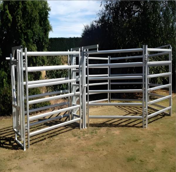 Heat Treated Welded Steel Livestock Fence Panel With 3D Modeling Galvanized 