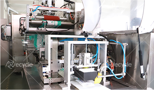 8000 Wipes Production Line Spunlace Material Baby Wet Wipes Folding and Packing Machine
