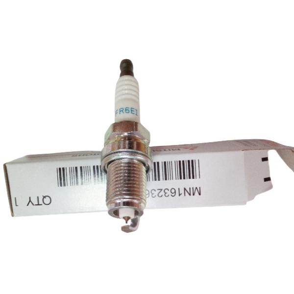 MN163236 Engine Spark Plugs Iridium Material OEM For Mitsubishi
