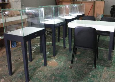 Large Qty Exhibition Display Cases Matte Gray Color Design Moderno Simples