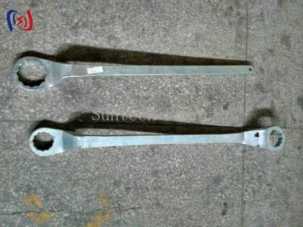 Plum Wrench M16-M39 for Tight Space Applications 480-700mm