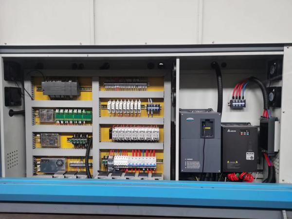 Máquina 1000, máquina de molde do sopro da estação do dobro de Bph de 2 cabeças de sopro plástica da bola de boliches