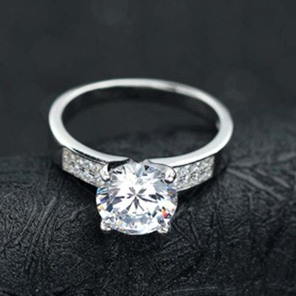 Women 925 Silver Brilliant CZ Diamonds Wedding Engagement Ring  (RE663)