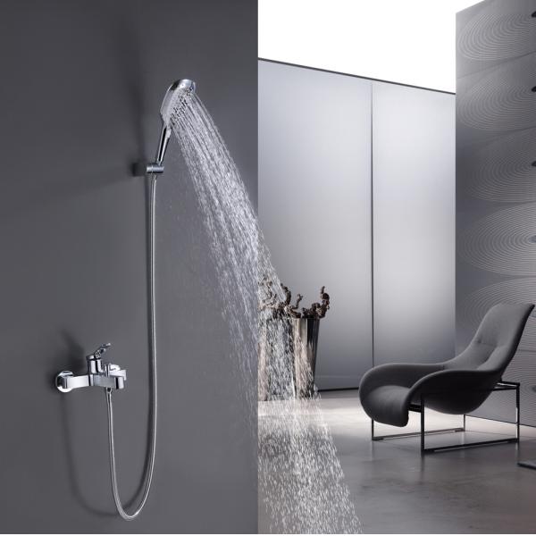 Modern Design Style Shower Faucet Bathroom Shower Set with Exposed B S Faucet Feature