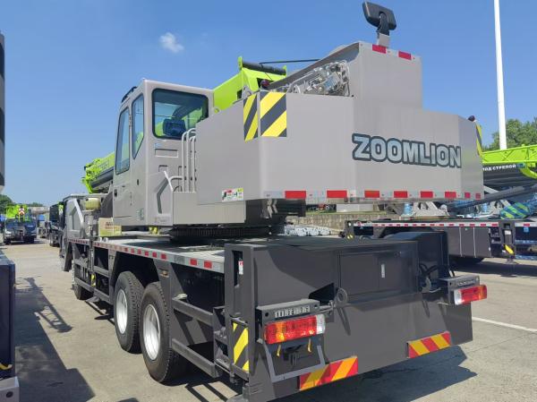 Zoomlion ZTC250A5-3 25 Ton Truck Crane with 39.5m Boom