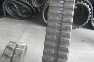 Adjustable Link Track Loader Rubber Tracks For Infrastructure Construction