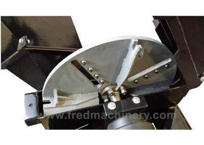 3 Point Hitch Residential Wood Chipper With 360 Degrees Discharge Chute