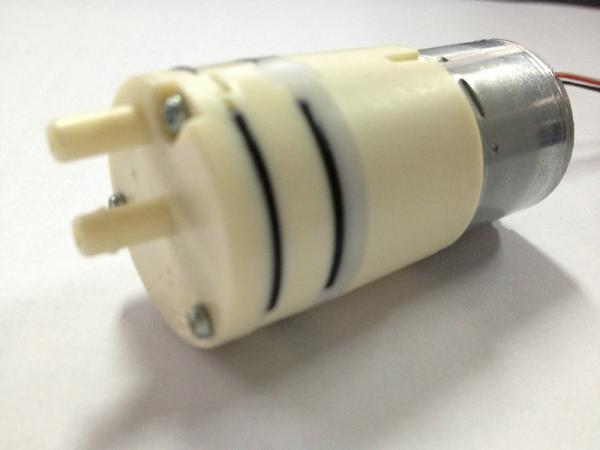 Micro bomba de água sem escova 24V da C.C., bomba de água elétrica pequena baixo Volme