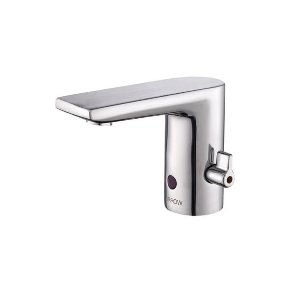 Torneira de misturador Chrome de bronze da água do WC do toalete da alameda do hotel da água fria do torneira da bacia do sensor AC/DC 220V
