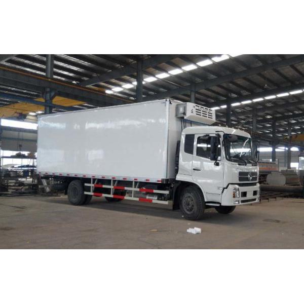 20ft Dongfeng 4x2 Refrigerated Box Trailer / Refrigerated Cargo Van Diesel Fuel Type