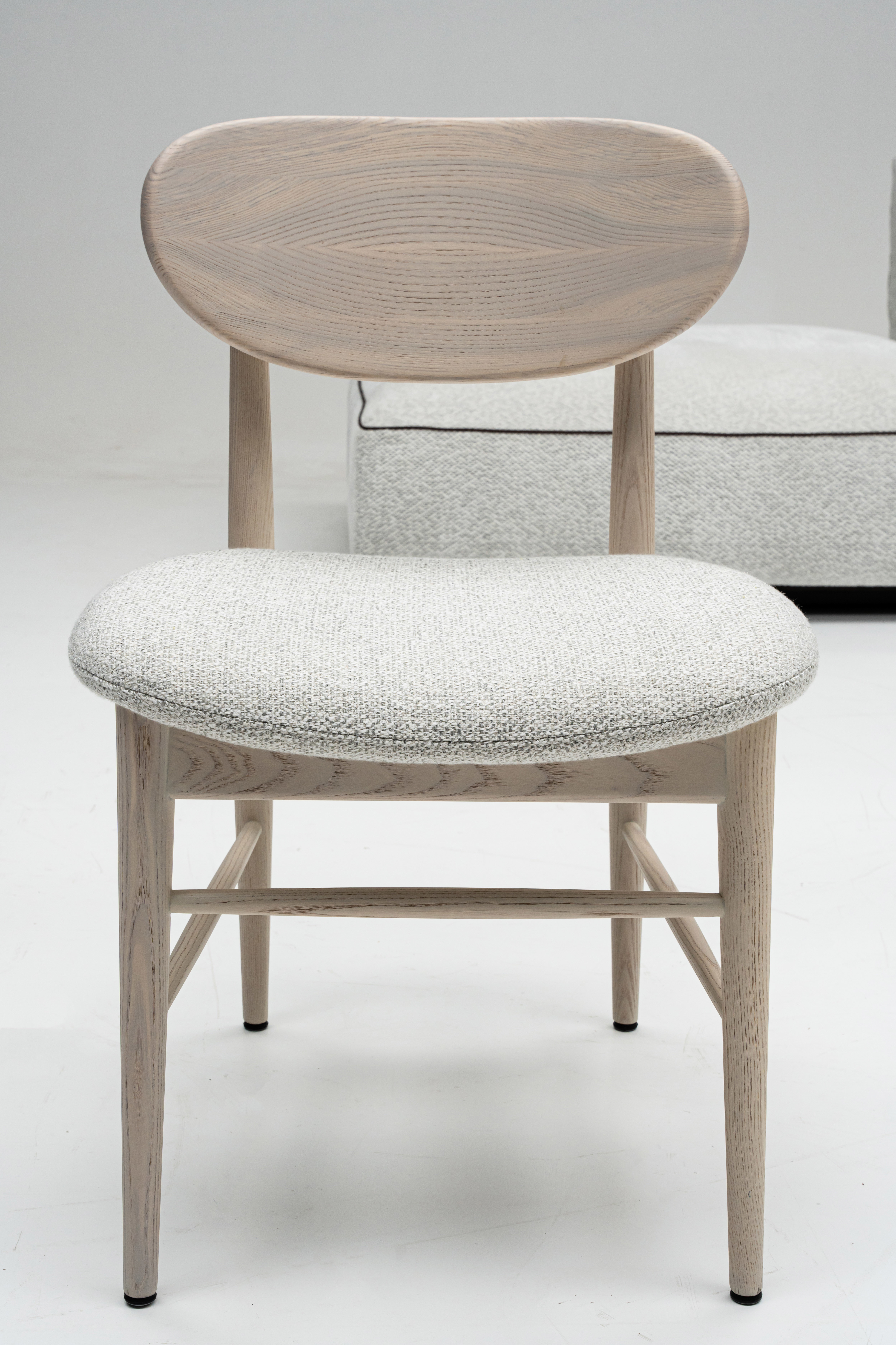 Modern Light Wood Dining Chair with Boucle Upholstered Seat, Solid Wood Frame Side Chair for Dining Room & Bedroom
