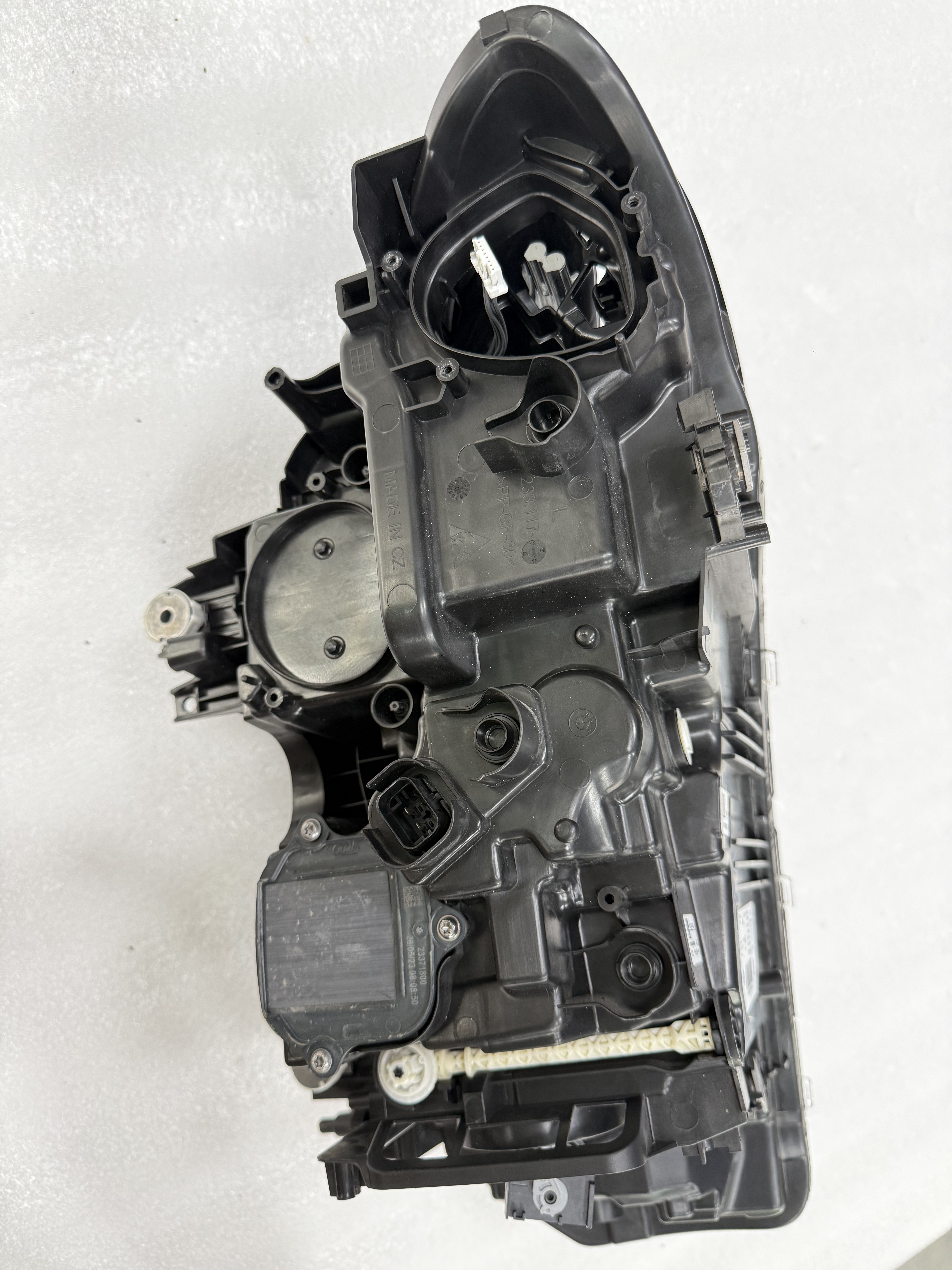 2021- 2023 6 Series GT G32 new left headlight, part number: 63119 47927 7