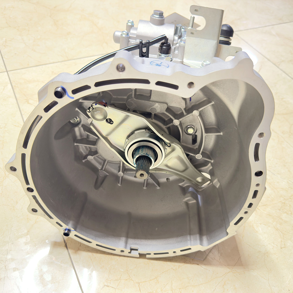 Zpartners MR5T18G01 Manual Transmission Assembly Gearbox for Changan SRM CX70 1.6L Engine OEM Auto Parts Replacement Factory Supply