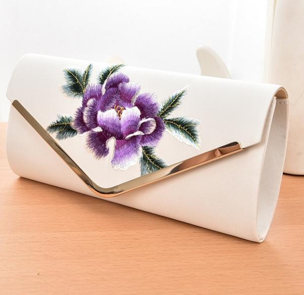 Women's floral embroidery evening bag clutch bag handbag retro national wind 2016 new spring models handbags