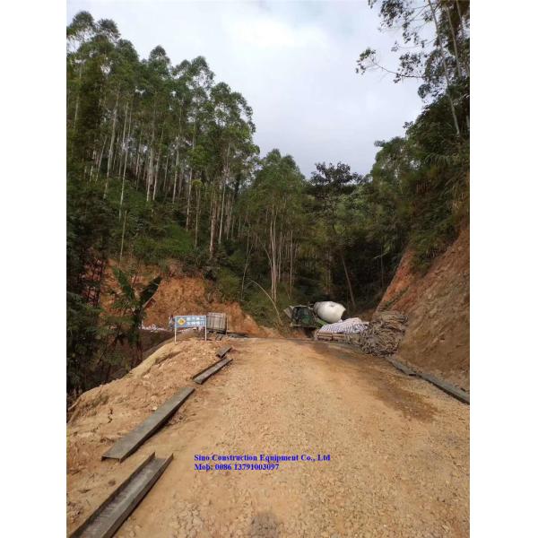 Собственная личность погрузочно-разгрузочного оборудования 2.6м3 СКЭК конкретная нагружая машину тележки конкретного смесителя