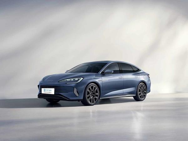 Sliver BYD EV Car with 360° Image and Tyre Specifications 235/50 R20 Perfect
