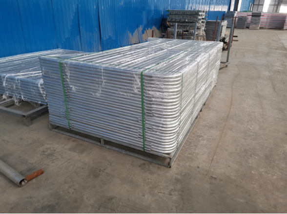 1.6m Height Hot Dipped Galvanized Cattle Panel For Horse Farm