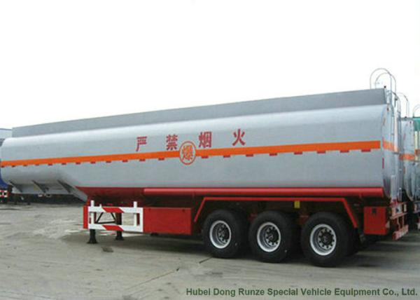 Carbon Steel Oil Transport Tank Trailer Tri Axle Heavy Capacity 30000L-45000L