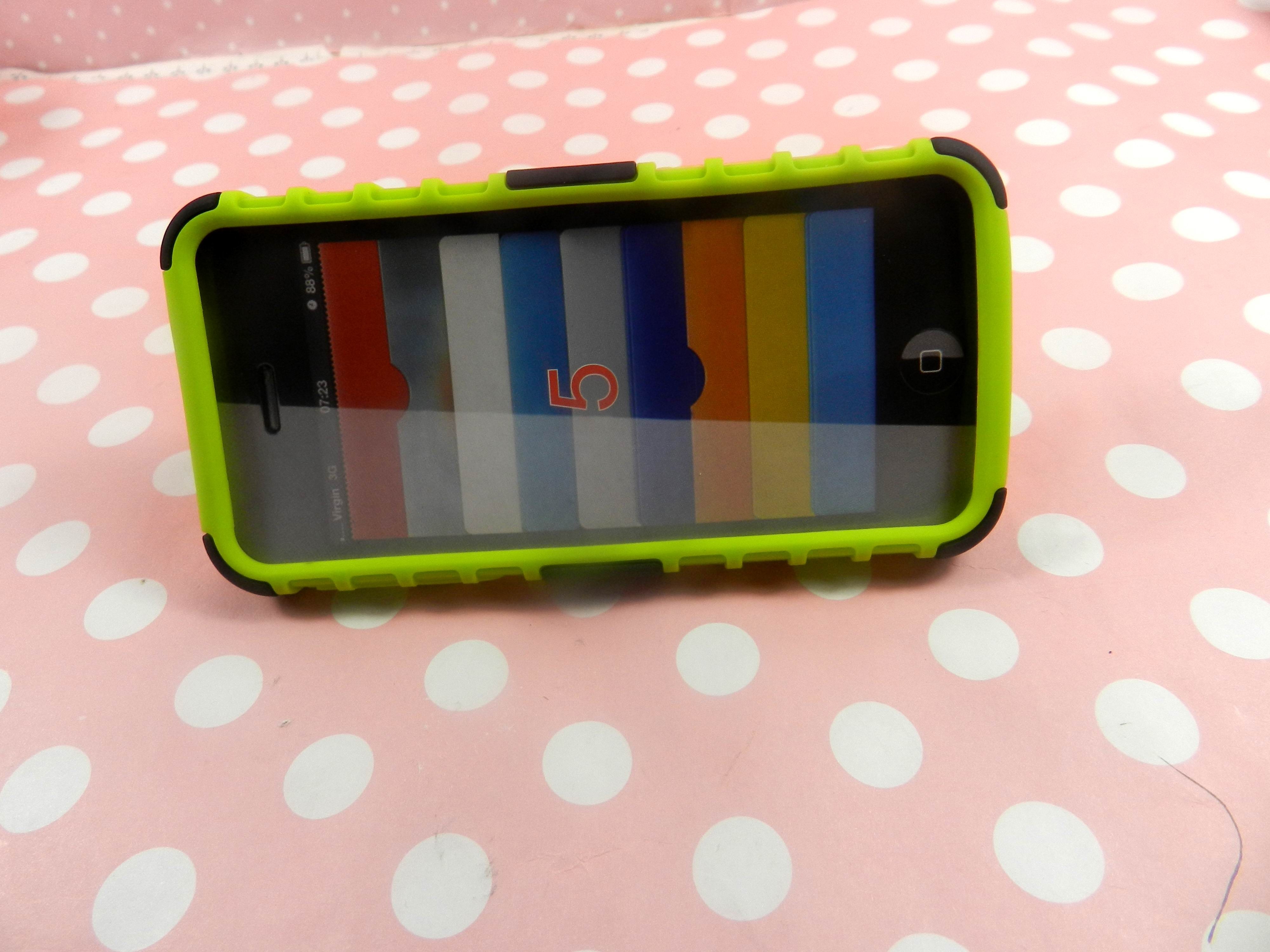 Multi-fuctional PC Phone Case Yellow Dustproof With Stand For Iphone 5