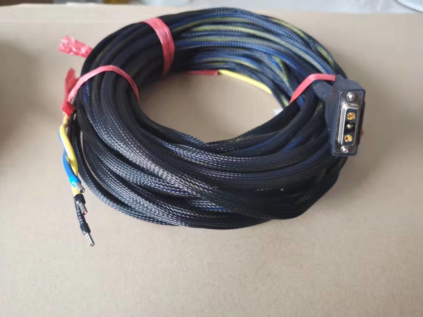 DC Olt 48V Huawei Ma5680t 5683t 5608t 5606t силового кабеля DC 48V BBU 15m