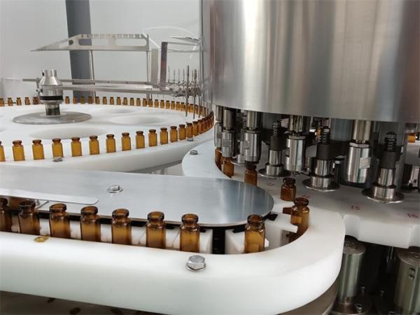 Máquina automática de enchimento de tampa de aço inoxidável para líquido / pó farmacêutico