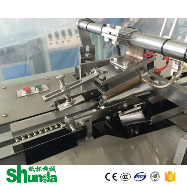 Саудовская Аравия высокоскоростная бумажная тарелка уплотнитель изготовления машины для быстрого питания забрали