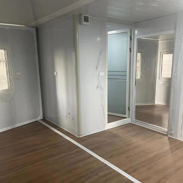 Maison de conteneurs évolutifs avec 2 à 3 chambres