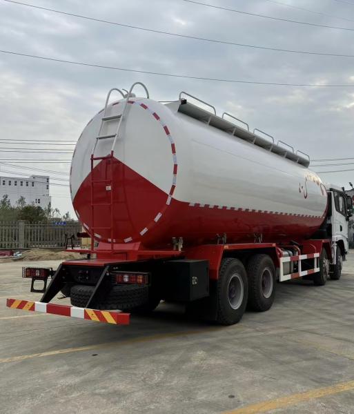 SHACMAN  X3000 Oil Truck Tanker 30000L 8x4 Second Hand For Fuel Delivery