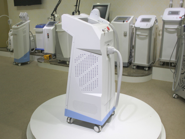 Permanent diode laser hair removal machine for Spa or Salon use