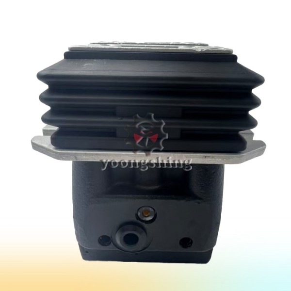 Precision Control Excavator Foot Pedal Valve Travel Control Lever For Komatsu
