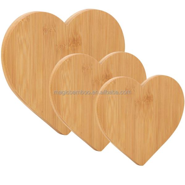Tablas de corte de bambú en forma de corazón sostenibles 3 pcs para cocinas profesionales