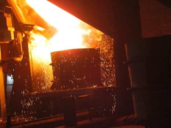 OEM Electric Melting Induction Furnace , 100HZ Metal Furnaces 600 Power